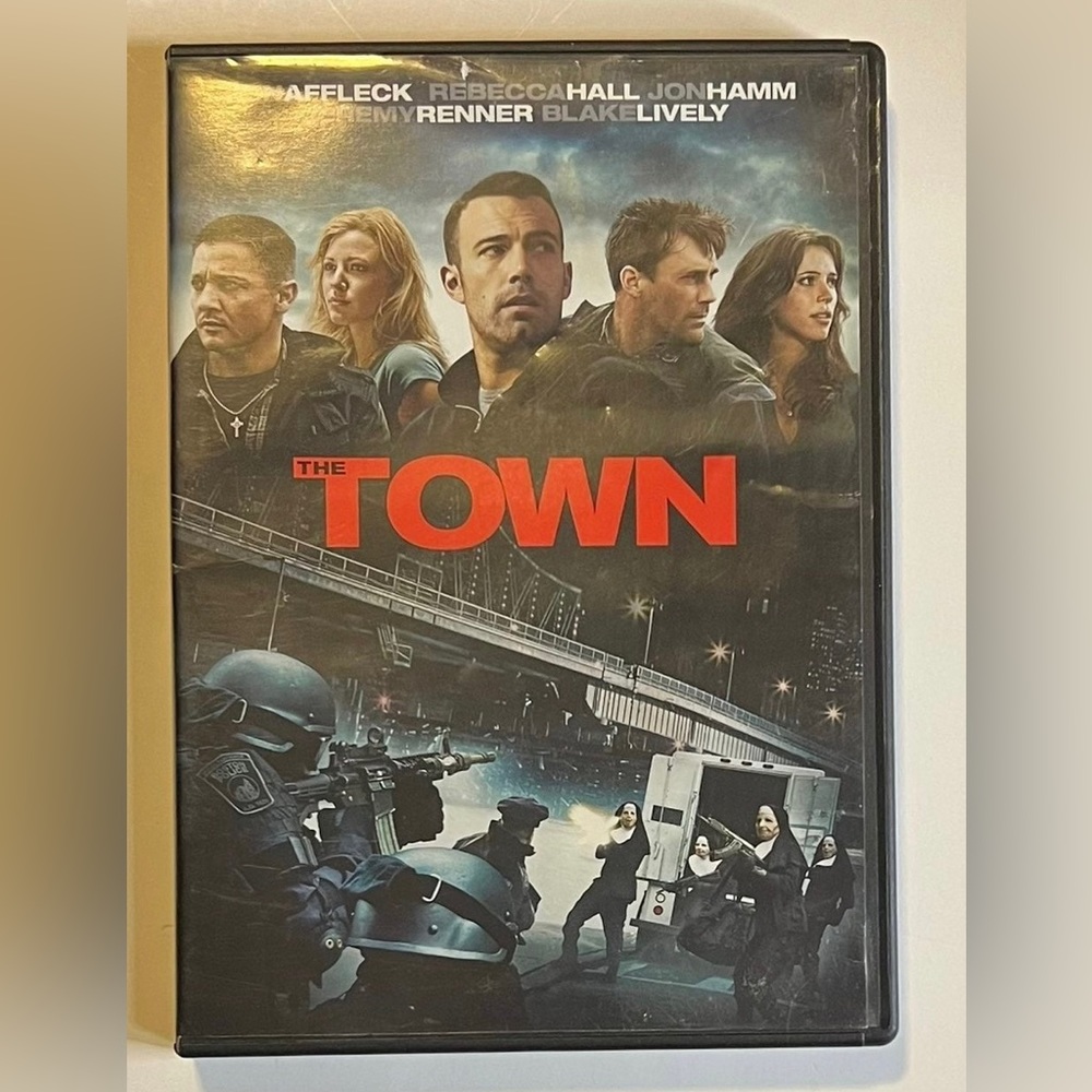 DVD The Town Crime Thriller Movie